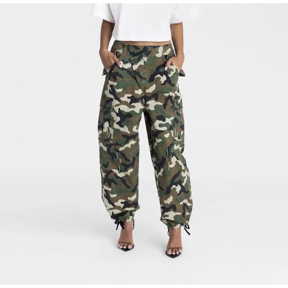 KBB by KAHLANA Women's Size Medium Mid-Rise Straight Leg 'The Cargo Jogger'